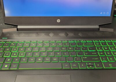 Testy po wymianie klawiatury nitowanej w Laptopie HP 15-ec1004nw